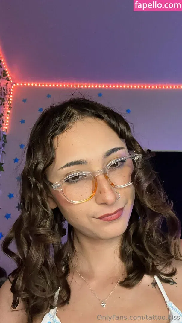 tattoo.kiss Onlyfans Photo Gallery 