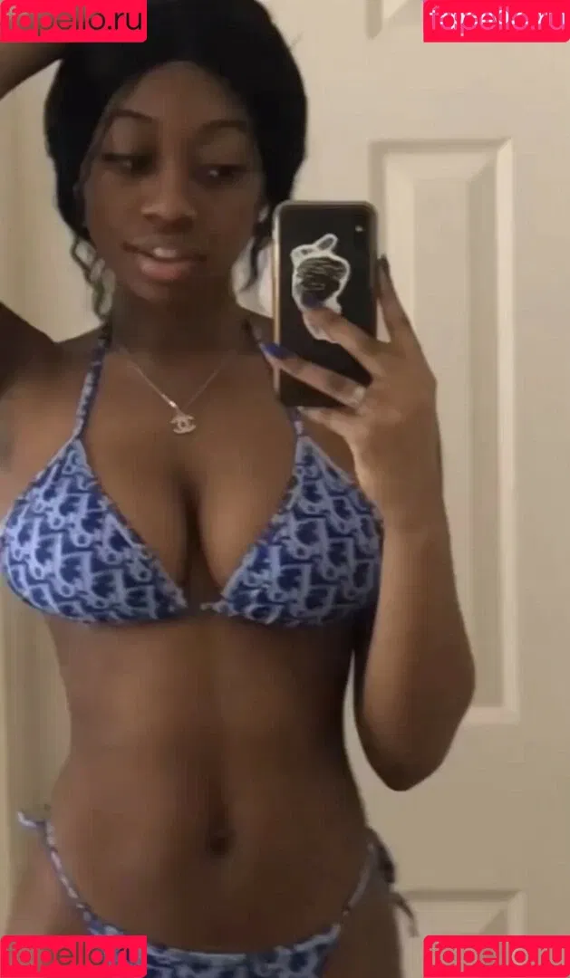 Liltecette Onlyfans Photo Gallery 