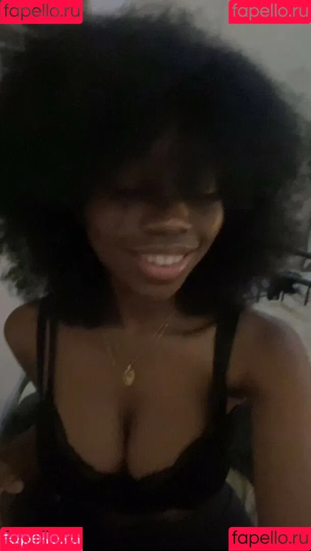 Liltecette Onlyfans Photo Gallery 