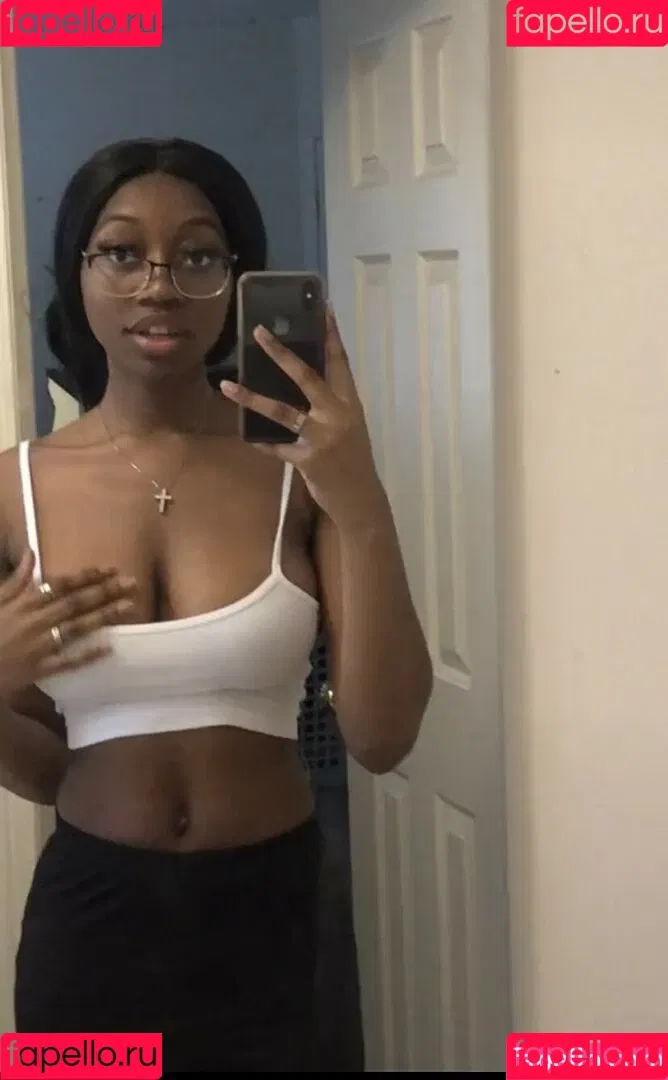 Liltecette Onlyfans Photo Gallery 