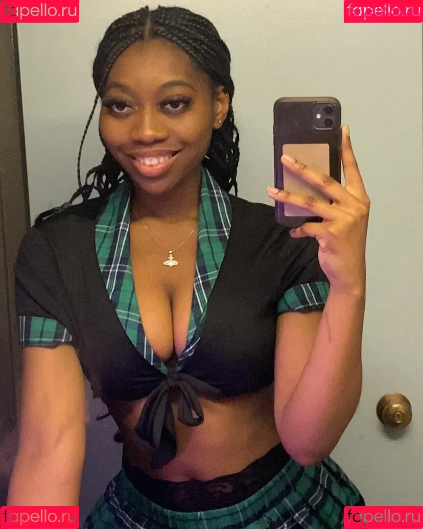 Liltecette Onlyfans Photo Gallery 