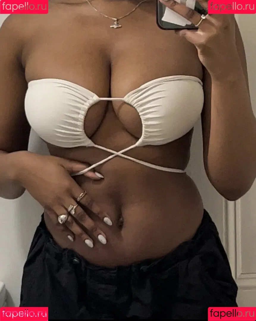 Liltecette Onlyfans Photo Gallery 