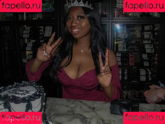 Liltecette Onlyfans Photo Gallery 