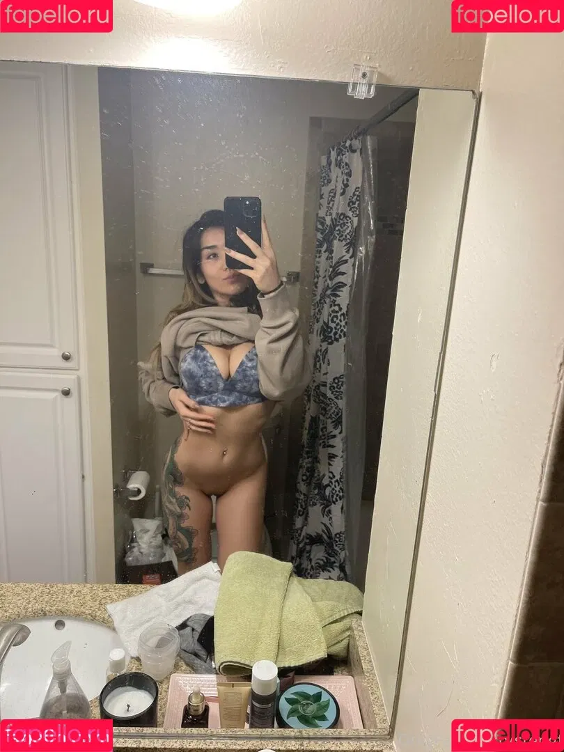 stepgf Onlyfans Photo Gallery 