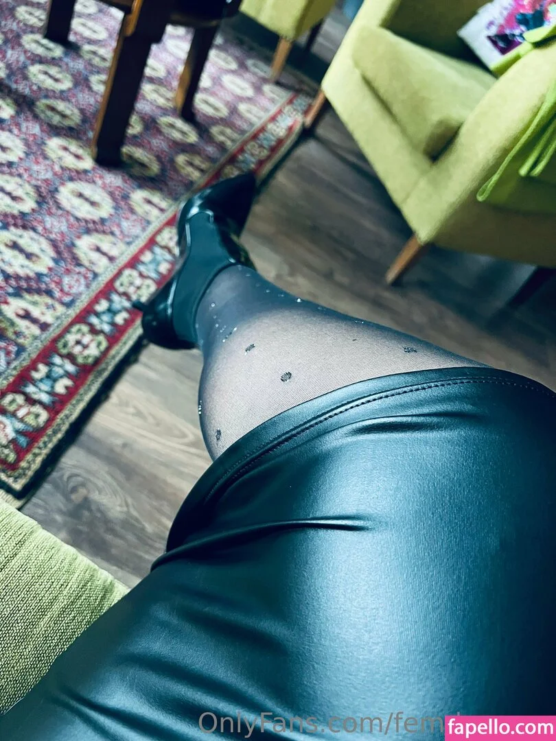 femdom Onlyfans Photo Gallery 