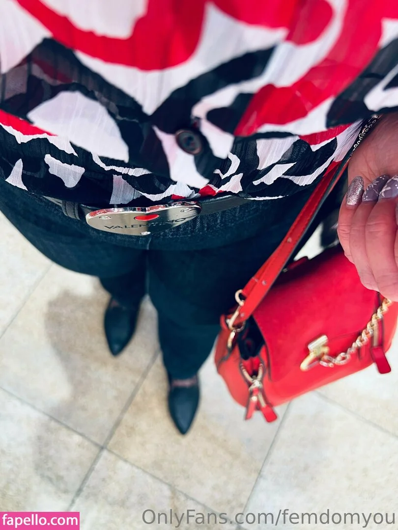 femdom Onlyfans Photo Gallery 