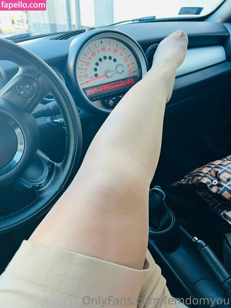 femdom Onlyfans Photo Gallery 