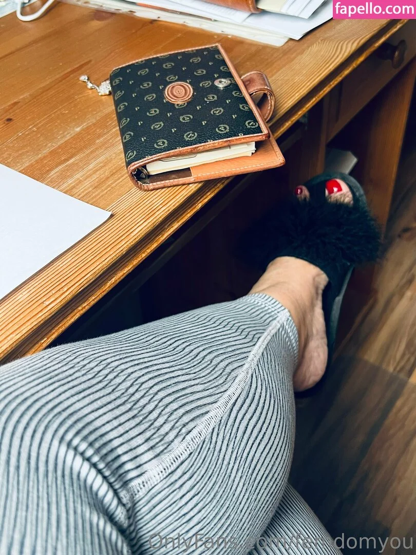 femdom Onlyfans Photo Gallery 