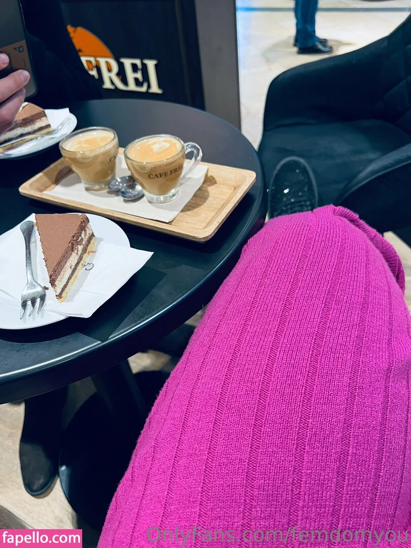 femdom Onlyfans Photo Gallery 