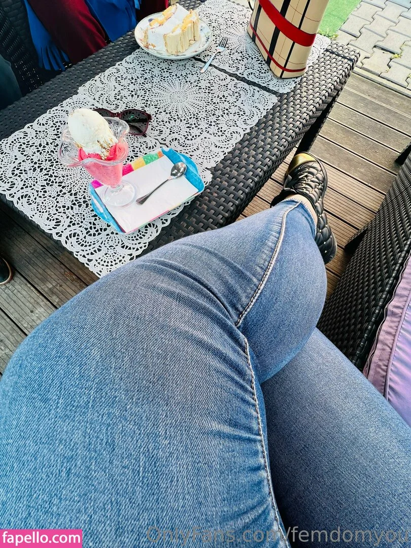 femdom Onlyfans Photo Gallery 