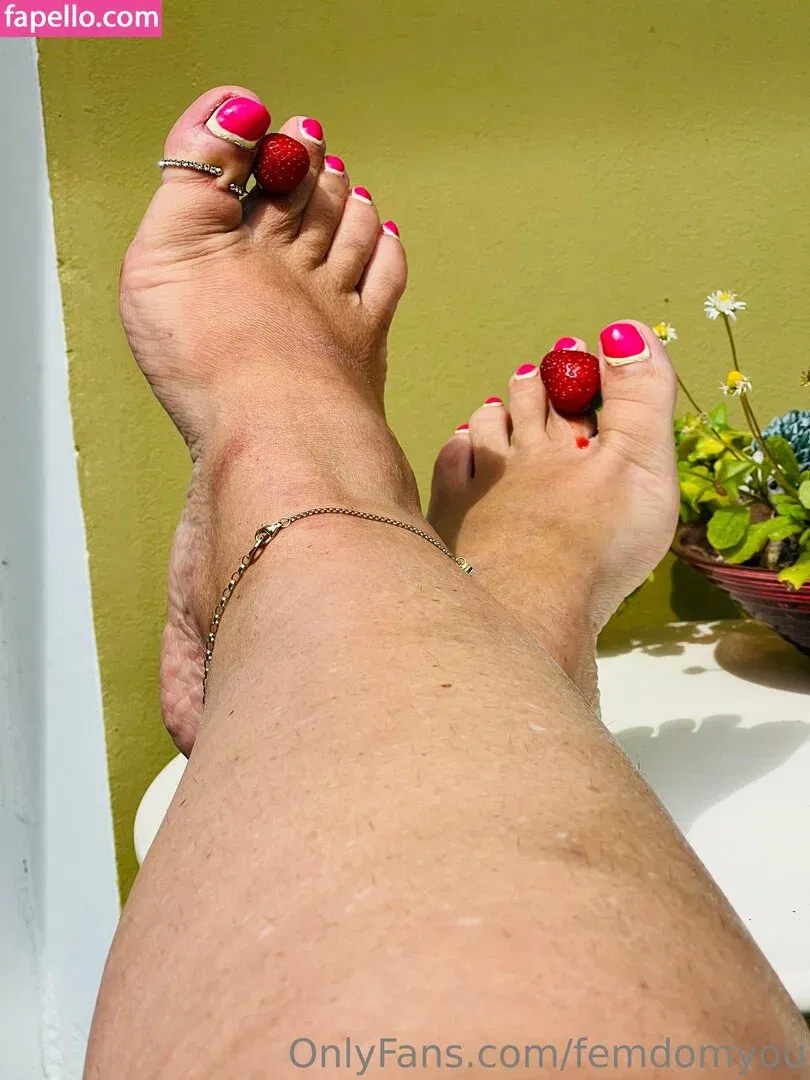 femdom Onlyfans Photo Gallery 