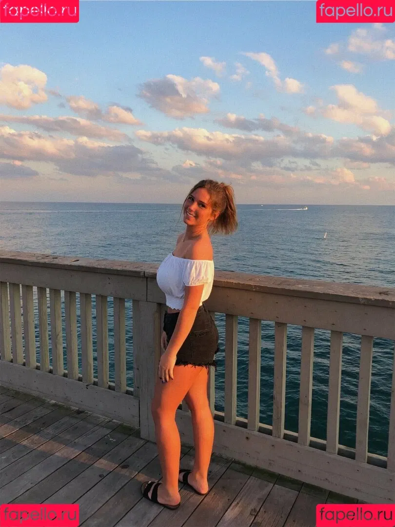 Cassandra Spano Onlyfans Photo Gallery 