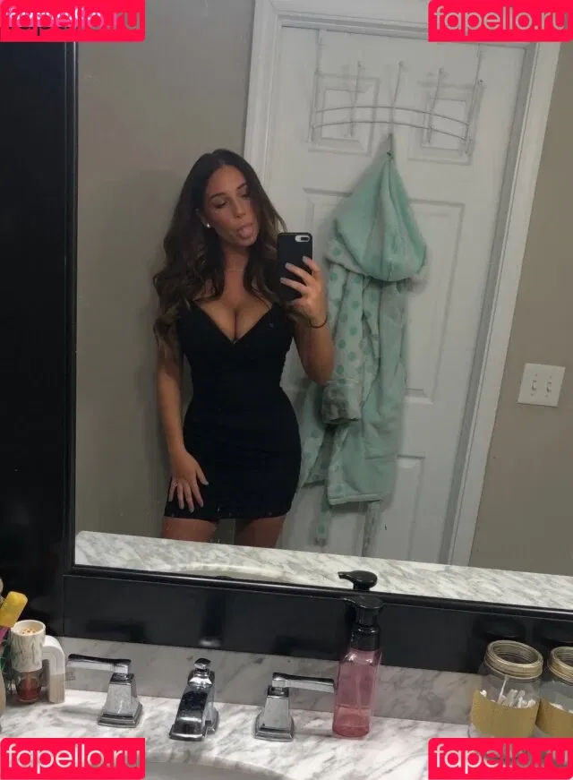 Cassandra Spano Onlyfans Photo Gallery 