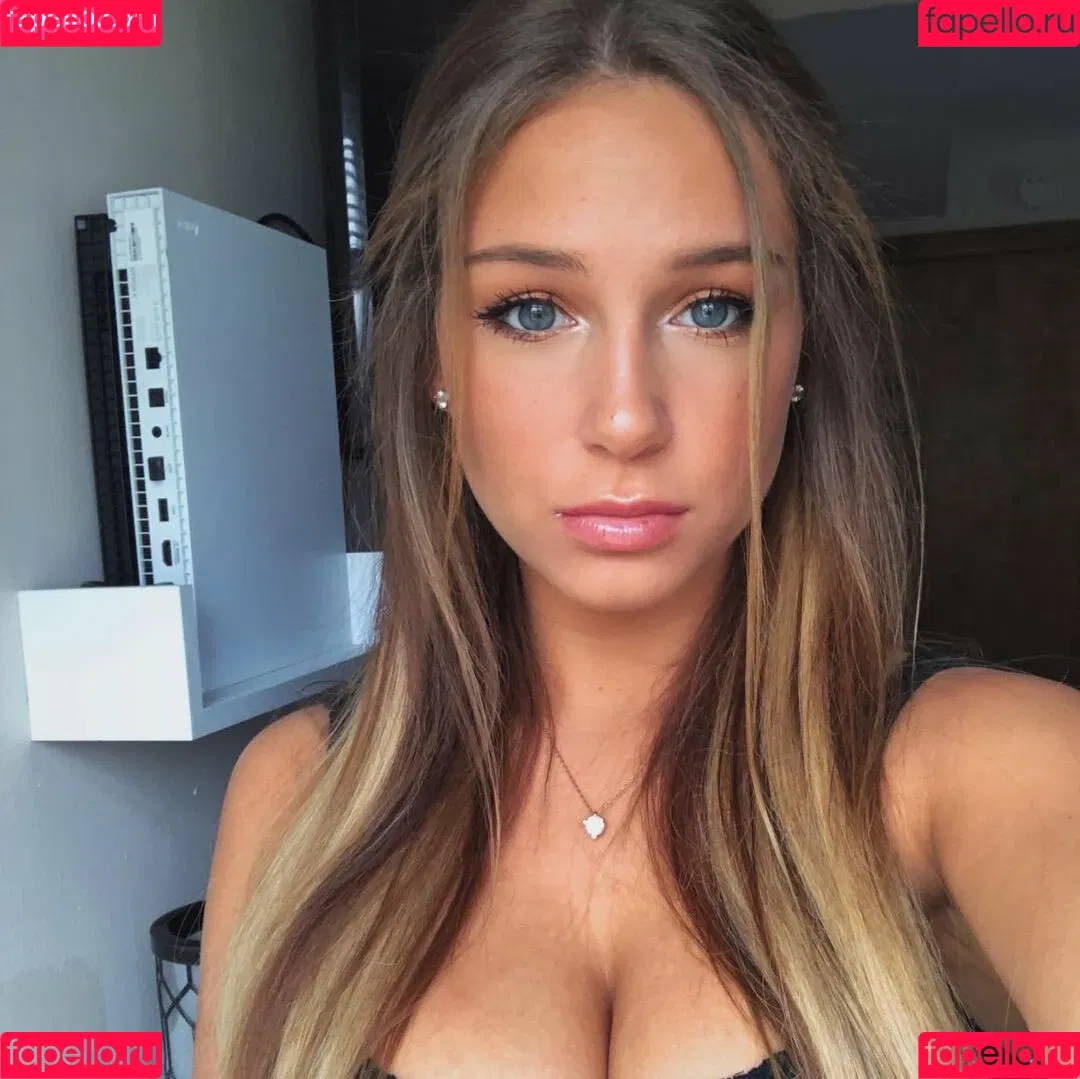 Cassandra Spano Onlyfans Photo Gallery 