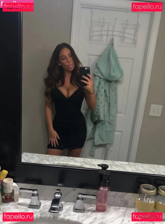 Cassandra Spano Onlyfans Photo Gallery 