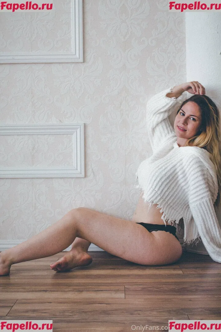 ashleyalban94 Onlyfans Photo Gallery 