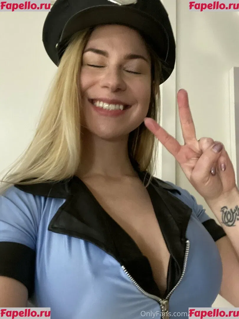 ashleyalban94 Onlyfans Photo Gallery 