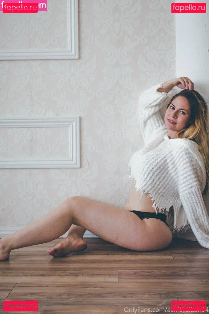 ashleyalban94 Onlyfans Photo Gallery 