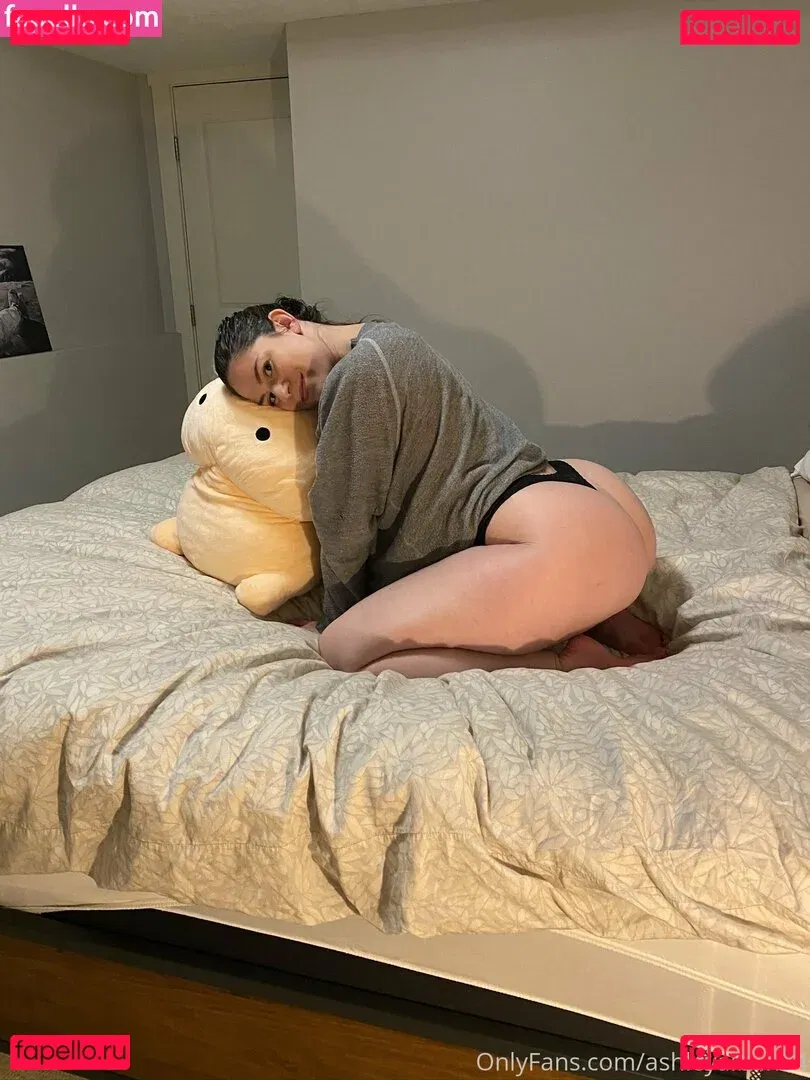 ashleyalban94 Onlyfans Photo Gallery 