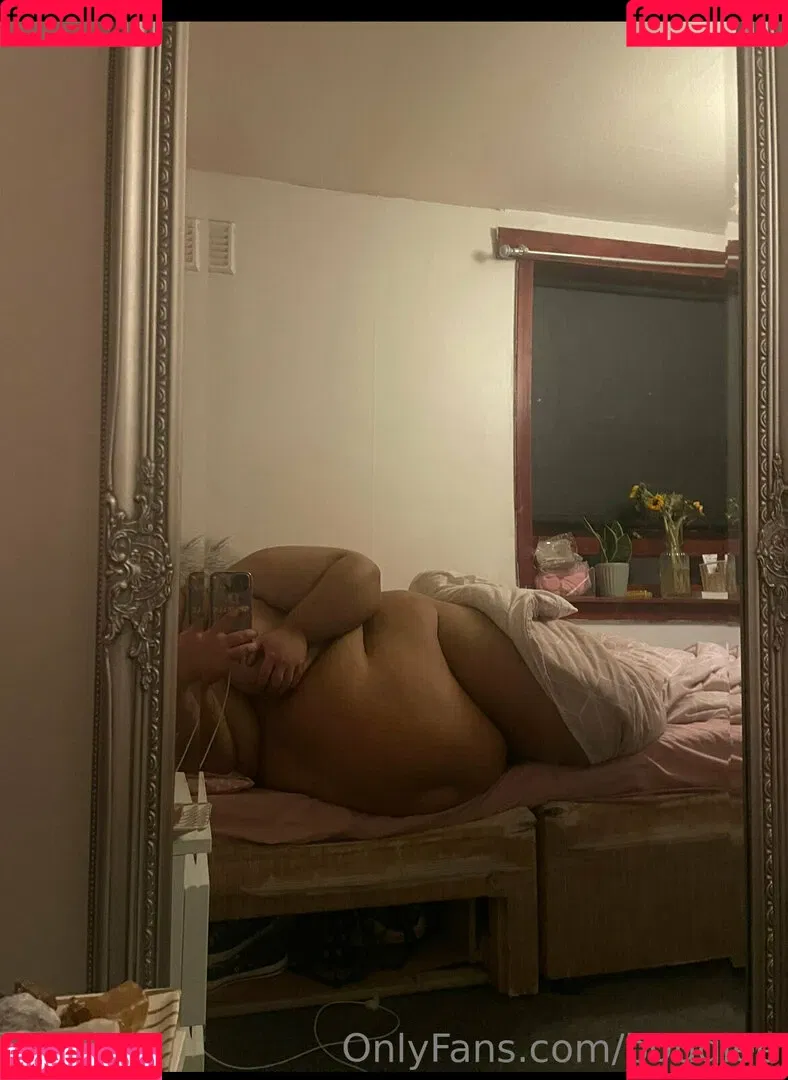 b0ugiee Onlyfans Photo Gallery 