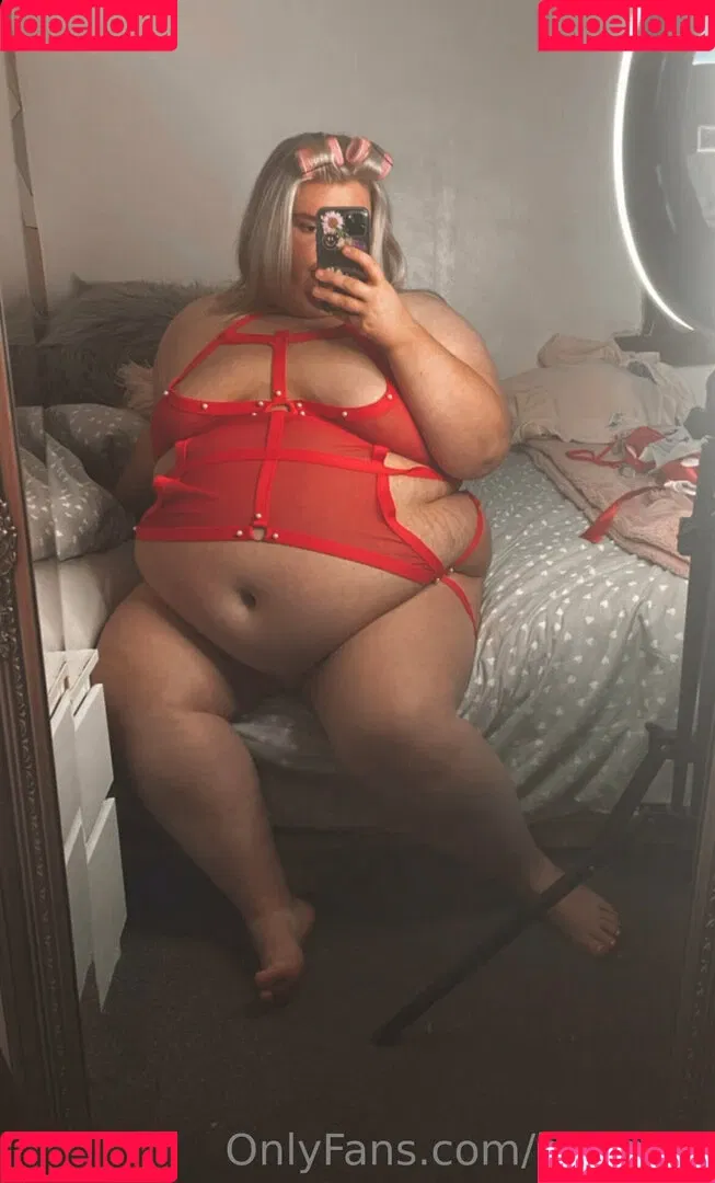 b0ugiee Onlyfans Photo Gallery 