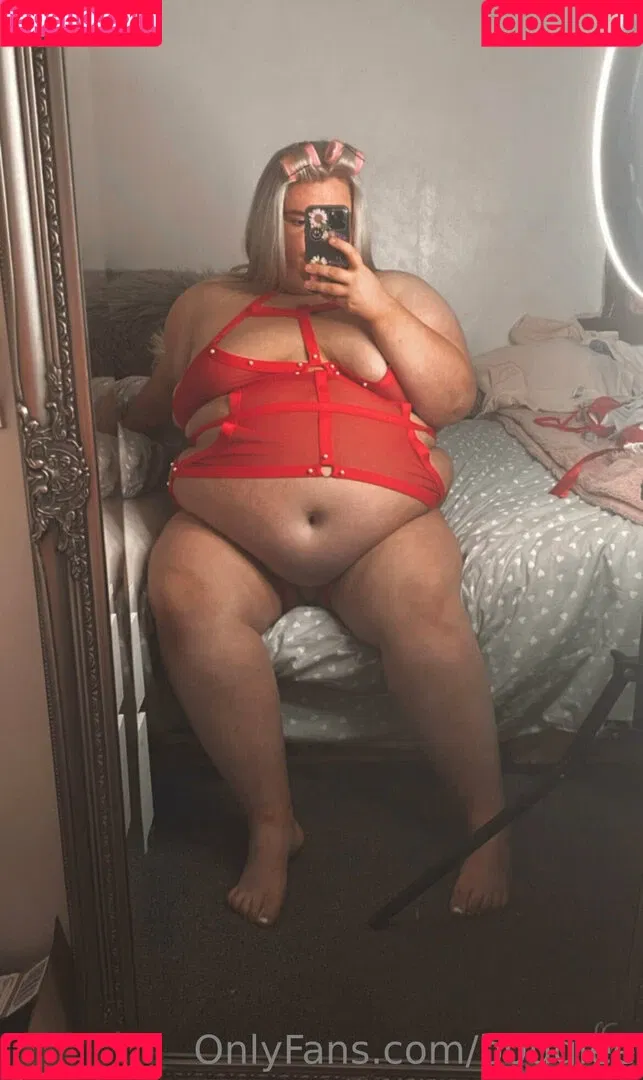 b0ugiee Onlyfans Photo Gallery 