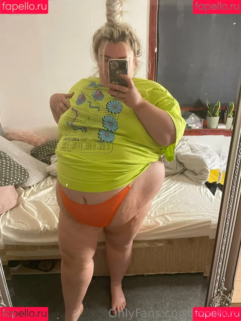 b0ugiee Onlyfans Photo Gallery 