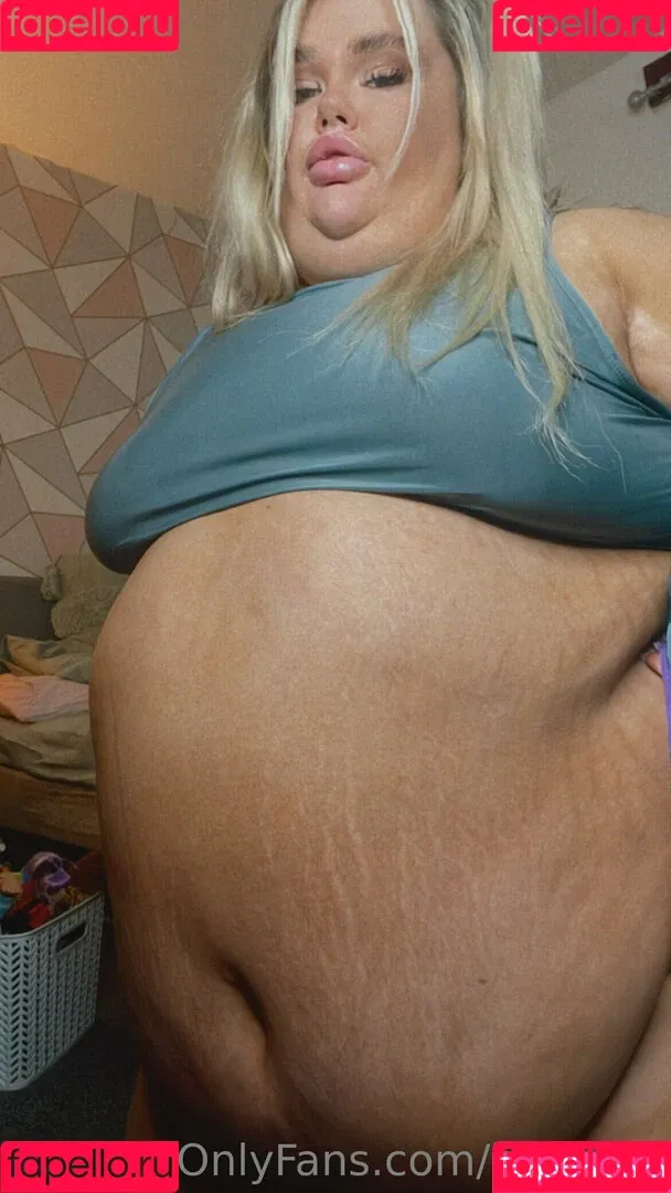 b0ugiee Onlyfans Photo Gallery 