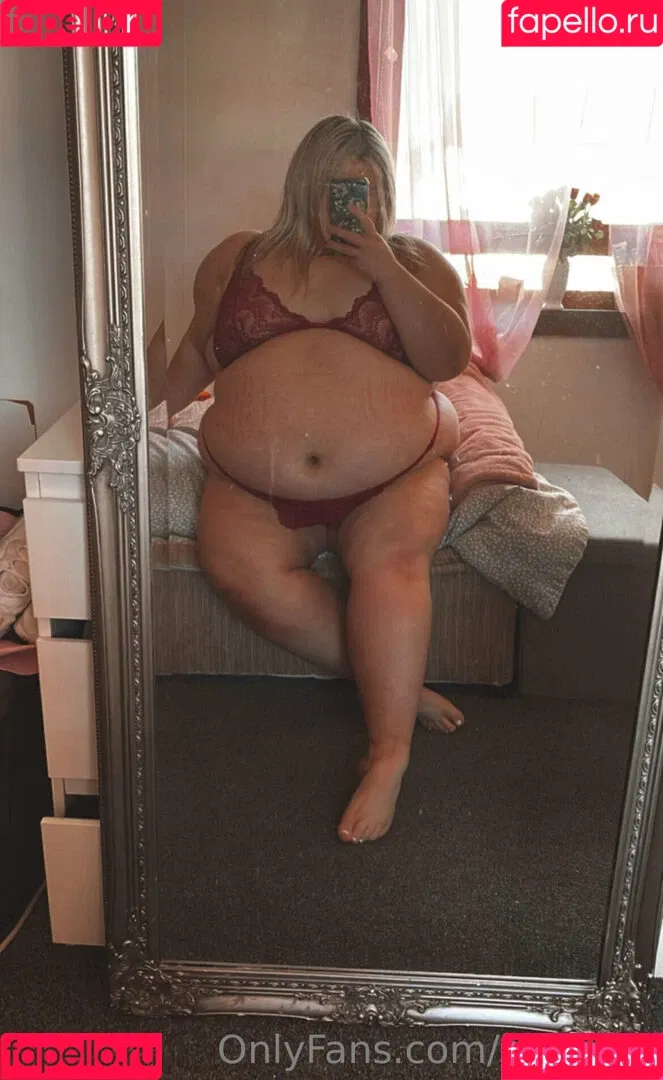 b0ugiee Onlyfans Photo Gallery 