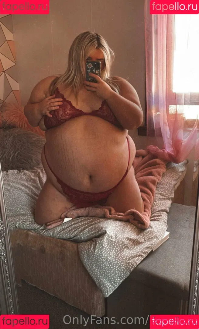 b0ugiee Onlyfans Photo Gallery 