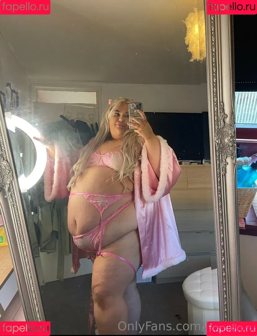 b0ugiee Onlyfans Photo Gallery 