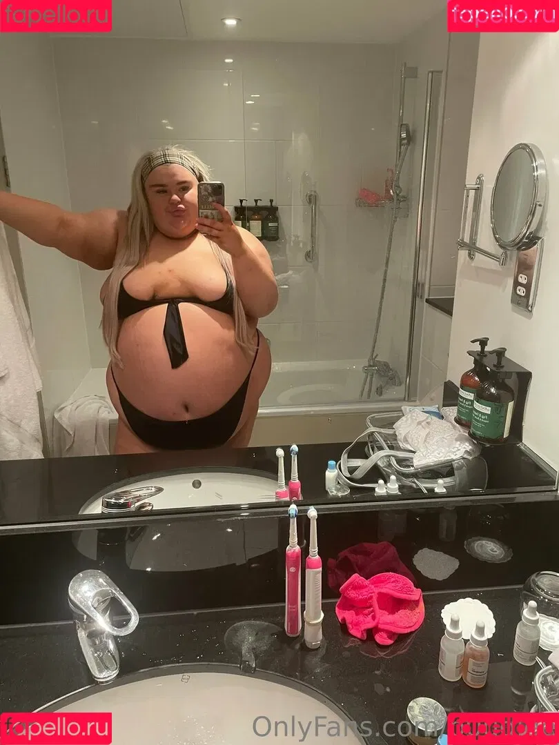 b0ugiee Onlyfans Photo Gallery 