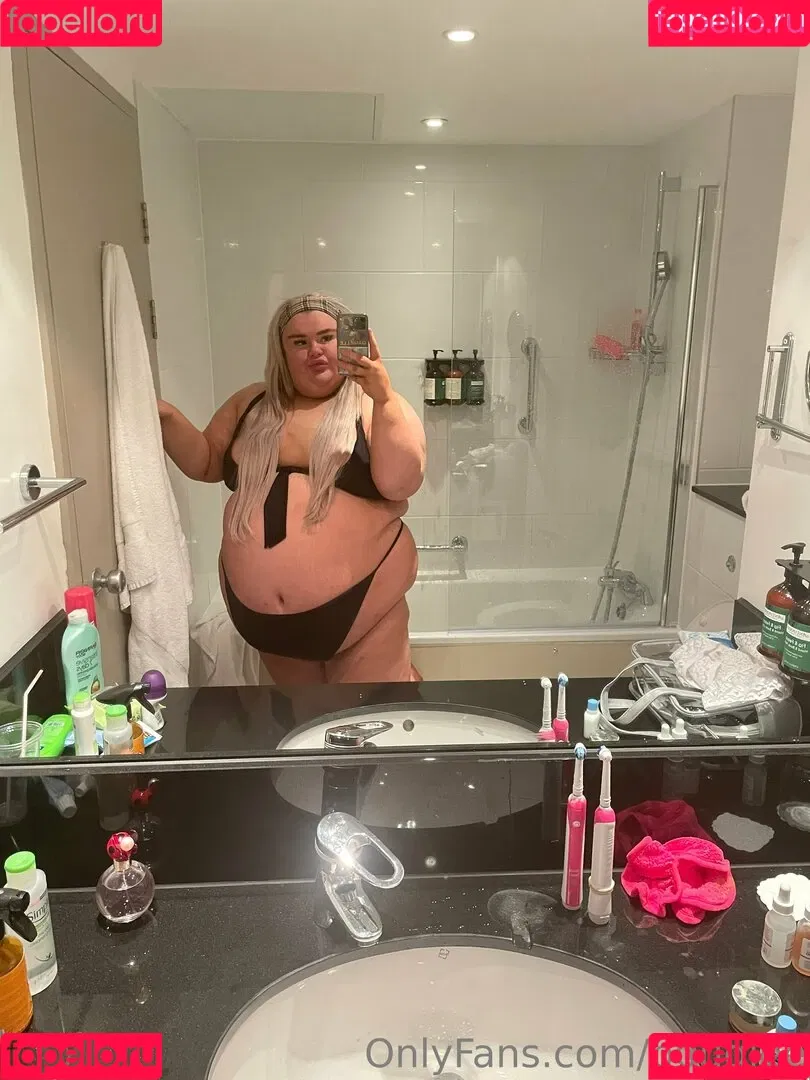 b0ugiee Onlyfans Photo Gallery 