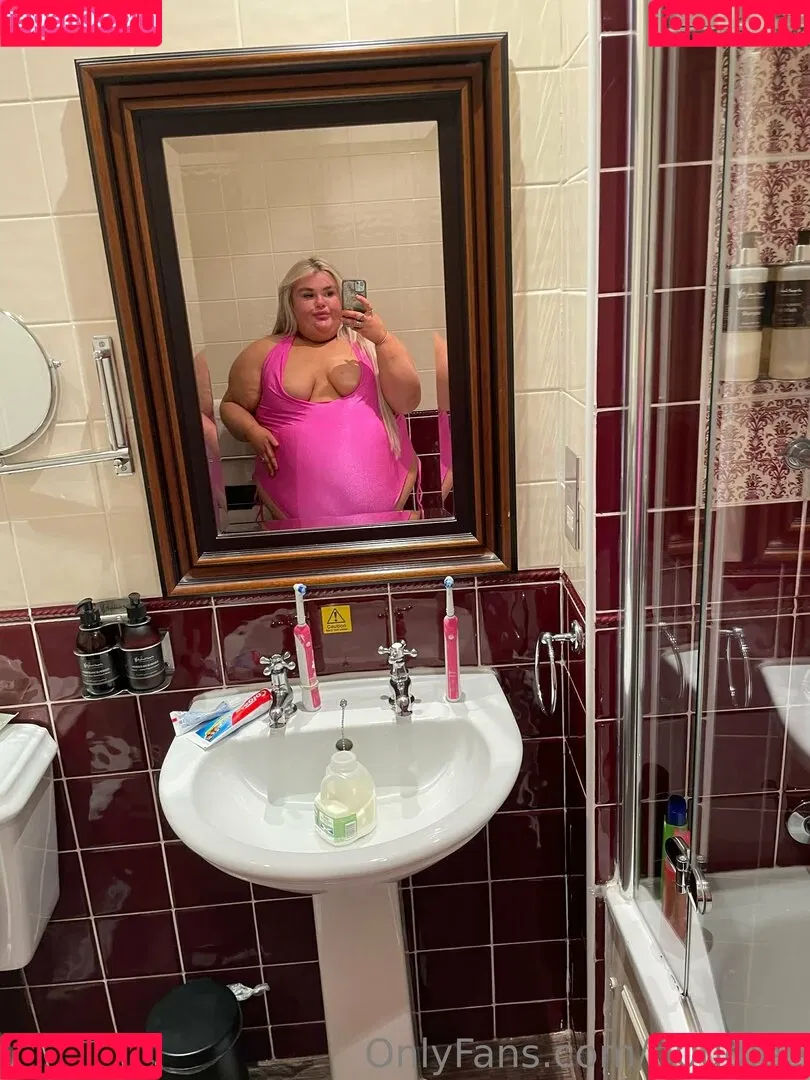 b0ugiee Onlyfans Photo Gallery 