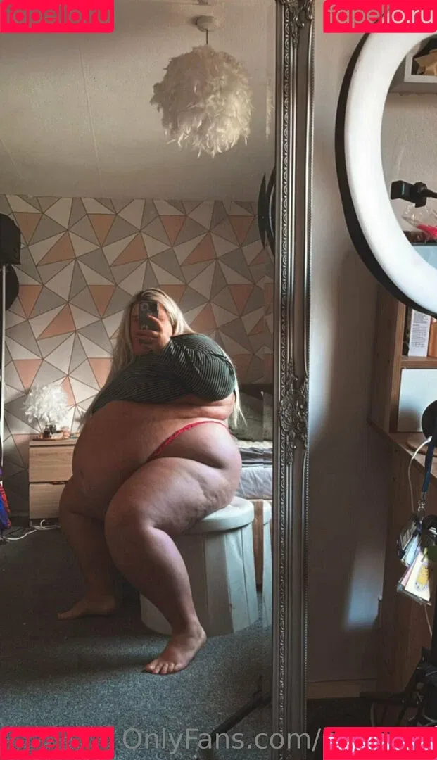 b0ugiee Onlyfans Photo Gallery 