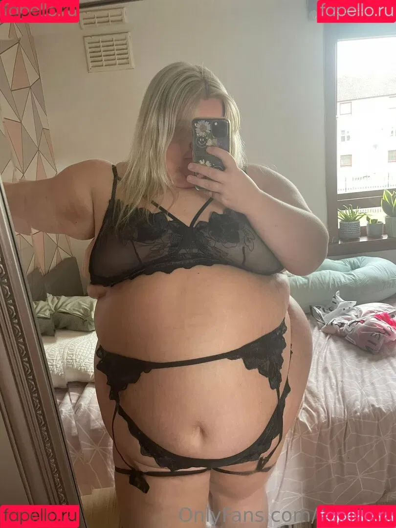 b0ugiee Onlyfans Photo Gallery 