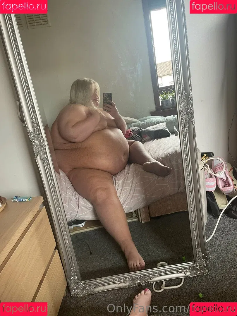 b0ugiee Onlyfans Photo Gallery 