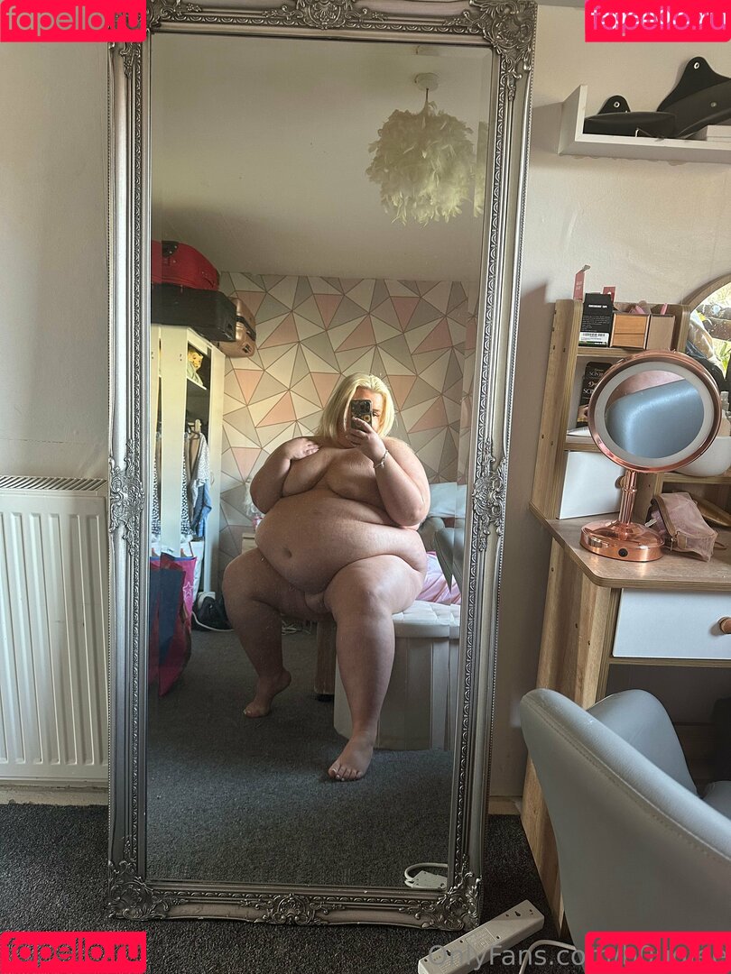 b0ugiee Onlyfans Photo Gallery 