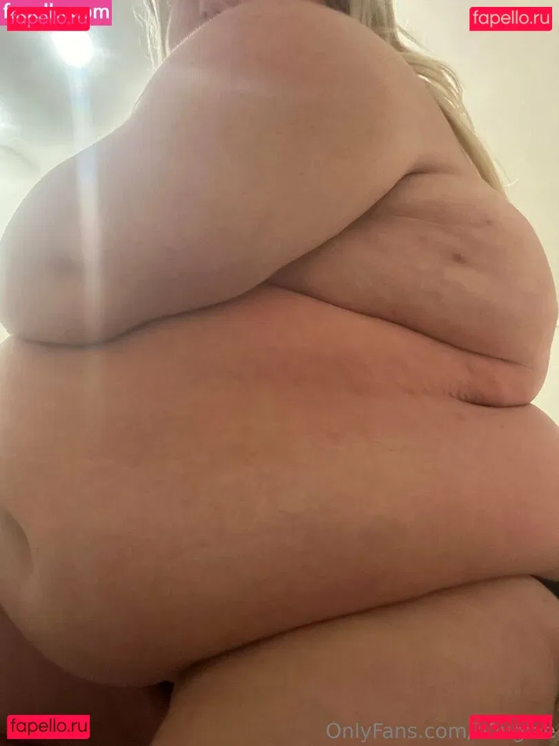 b0ugiee Onlyfans Photo Gallery 