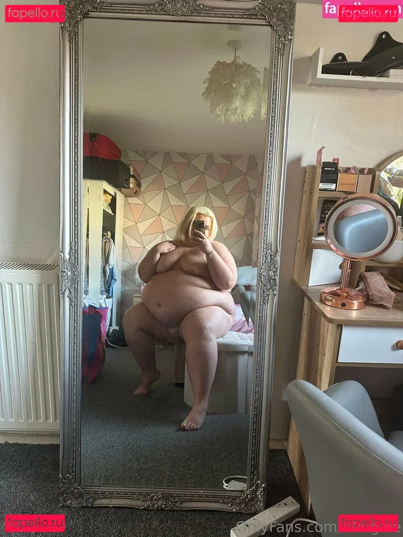 b0ugiee Onlyfans Photo Gallery 