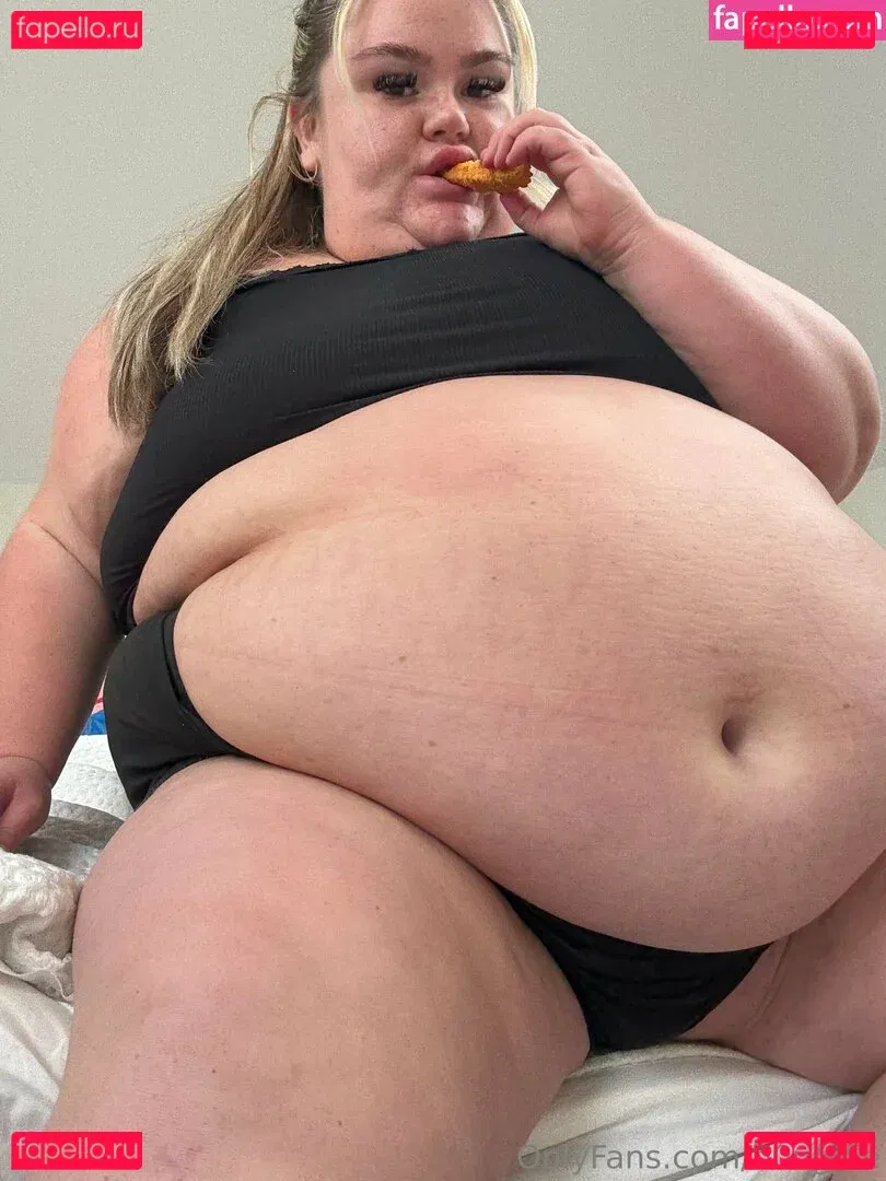 b0ugiee Onlyfans Photo Gallery 