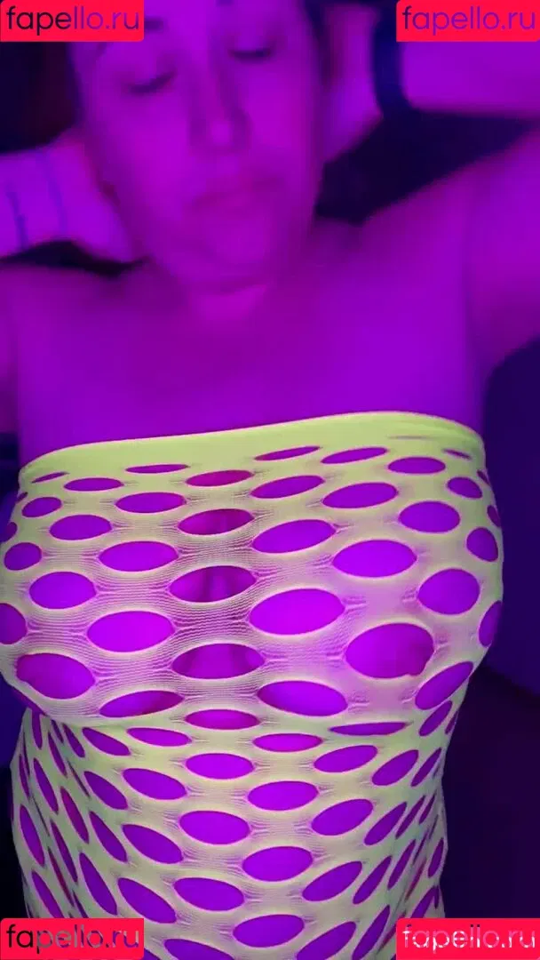 Betsy Torrid Onlyfans Photo Gallery 