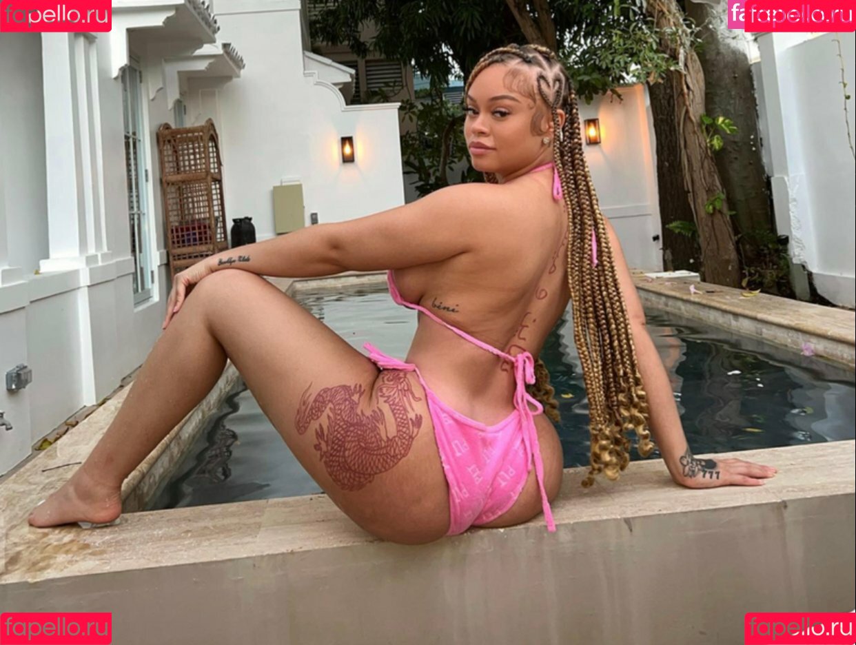 Alyssa Michelle Onlyfans Photo Gallery 