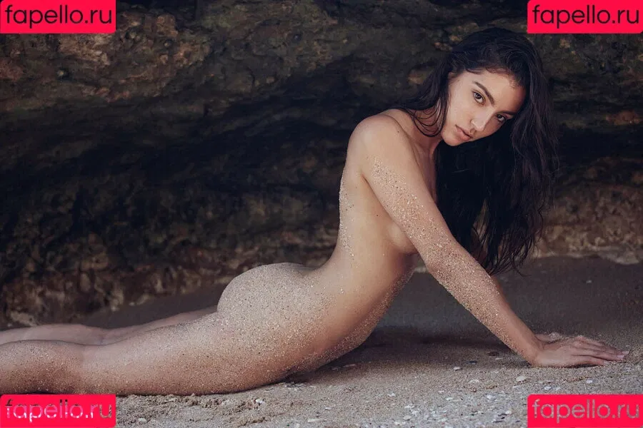 Mathilde Lasry Onlyfans Photo Gallery 