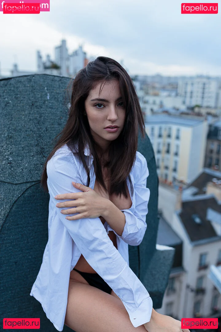 Mathilde Lasry Onlyfans Photo Gallery 