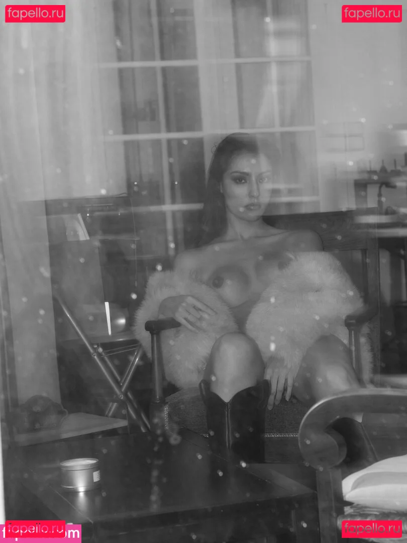 Mathilde Lasry Onlyfans Photo Gallery 