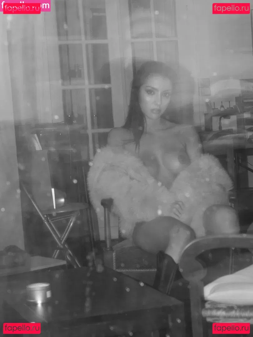 Mathilde Lasry Onlyfans Photo Gallery 