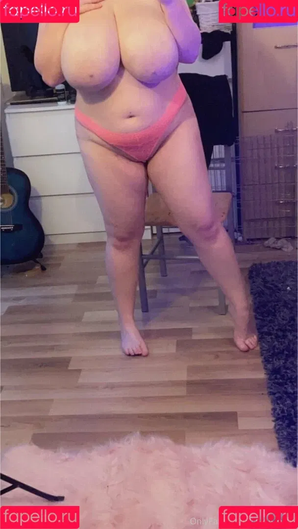 chloe_nsfw Onlyfans Photo Gallery 