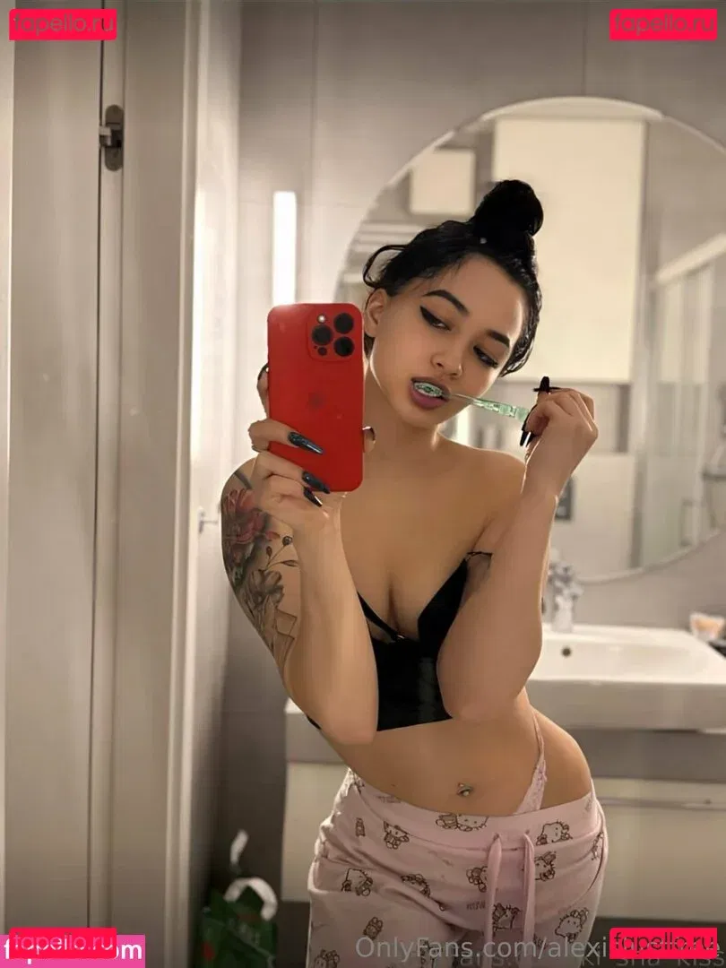 alexislustfree Onlyfans Photo Gallery 