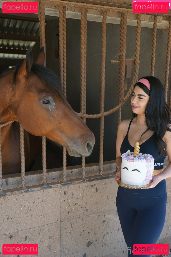 oliviawildofficial Onlyfans Photo Gallery 